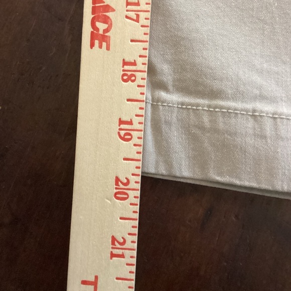 Kim Rogers Tan Capris - Picture 11 of 13